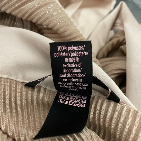 Victoria's Secret Gold Pinch Pleated Robe Womens Size XS Oversized Short - Picture 7 of 7